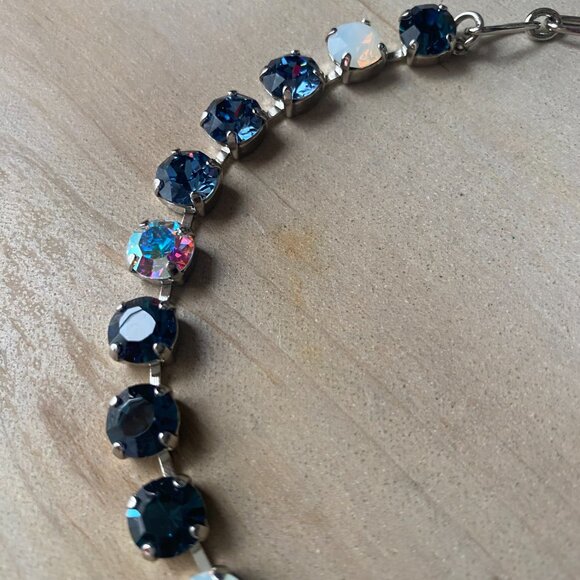 Mariana Navy Blue Swarovski Crystal NWT Rhodium Plated Silver Sparkle Necklace - Picture 10 of 10